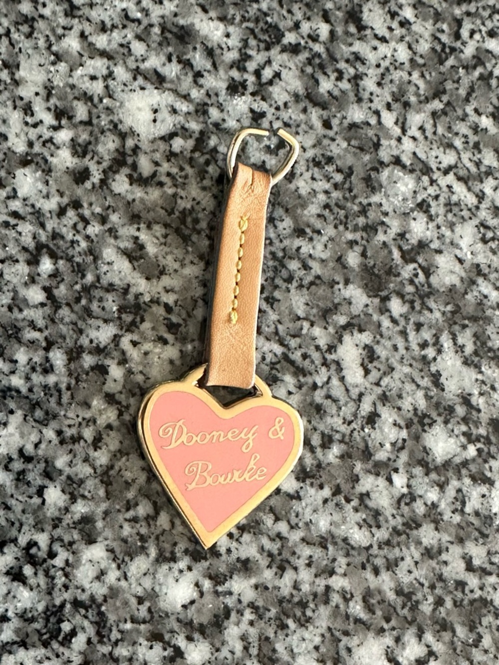 Vintage 2000’s Dooney & Bourke Pink Heart Keychain - Iconic - Picture 2 of 3